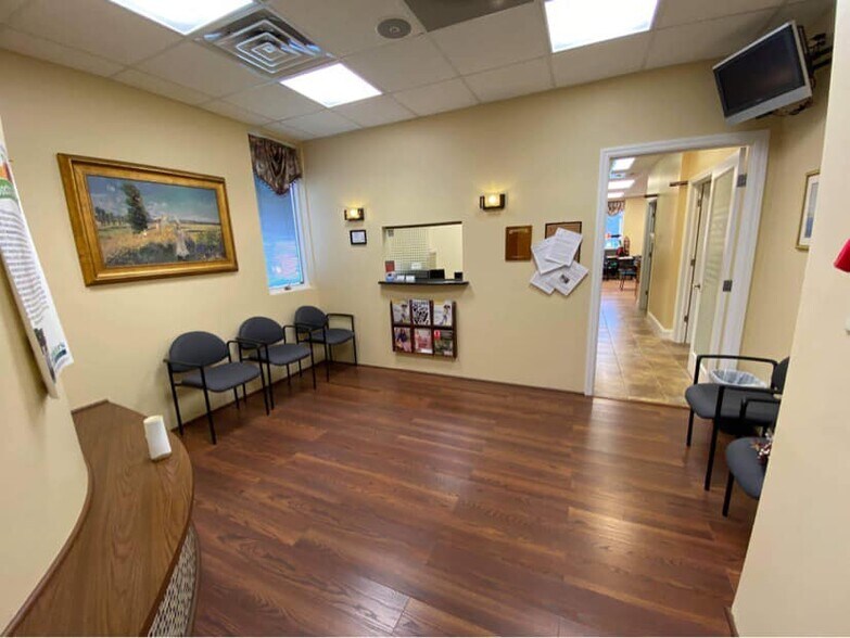 More Photos Of 526 Bloomfield Ave, Caldwell Medical For Lease