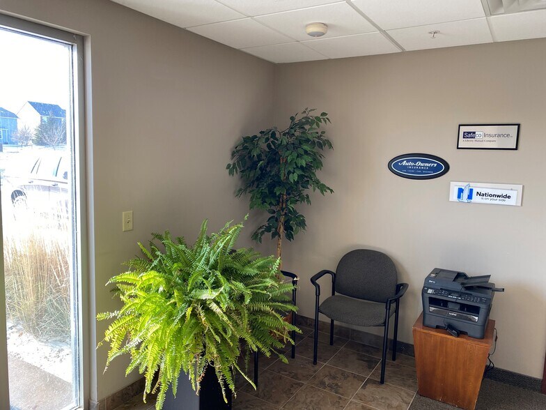 More Photos Of 11250-11258 86th Ave N, Maple Grove Office For Sale