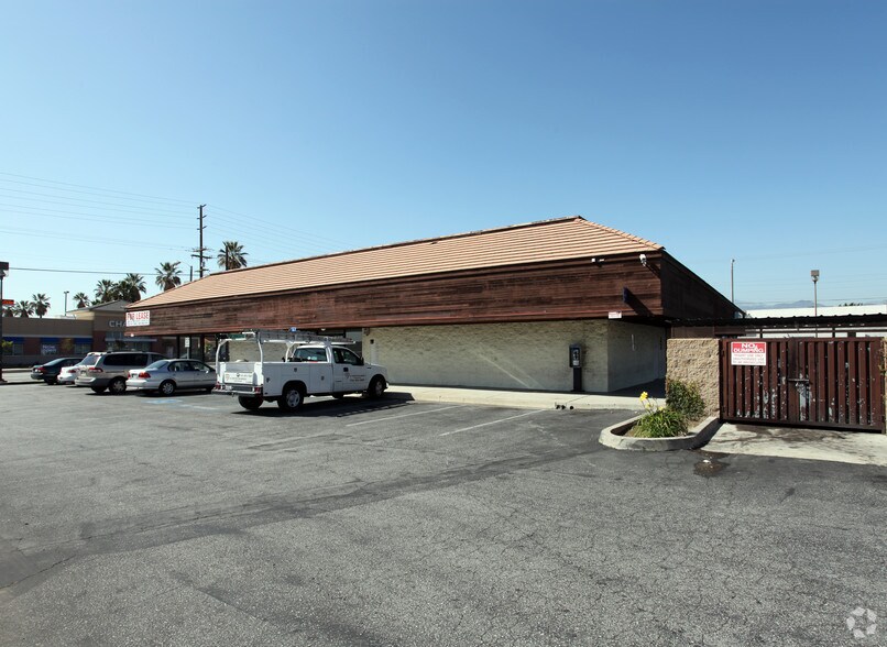 More Photos Of 432 N Azusa Ave, West Covina Freestanding For Lease