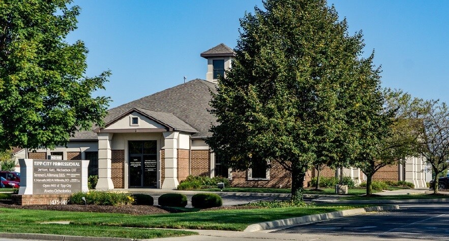 More Photos Of 1475-1495 W Main St, Tipp City Medical For Lease