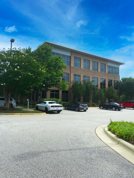 More Photos Of 7200 Creedmoor Rd, Raleigh Office For Lease