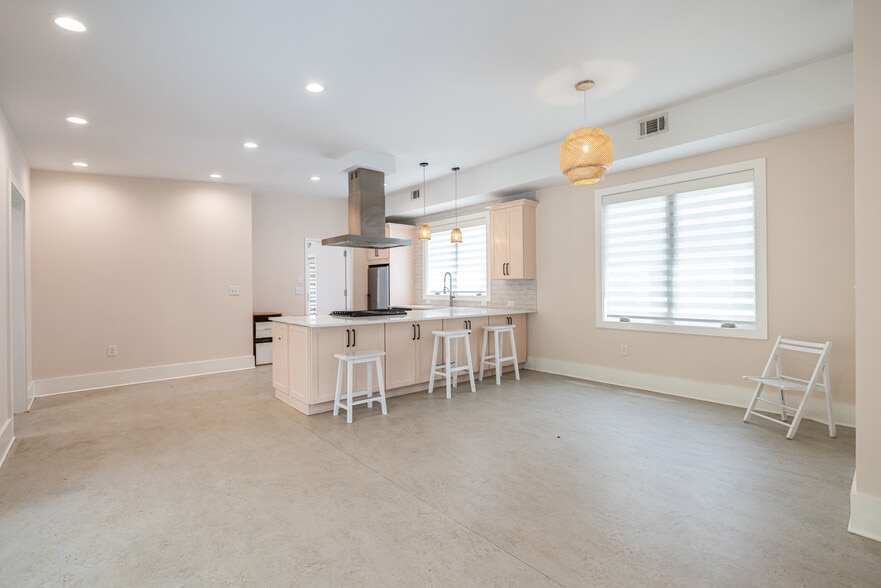 More Photos Of 1651 Pryor Rd SW, Atlanta Loft Creative Space For Sale