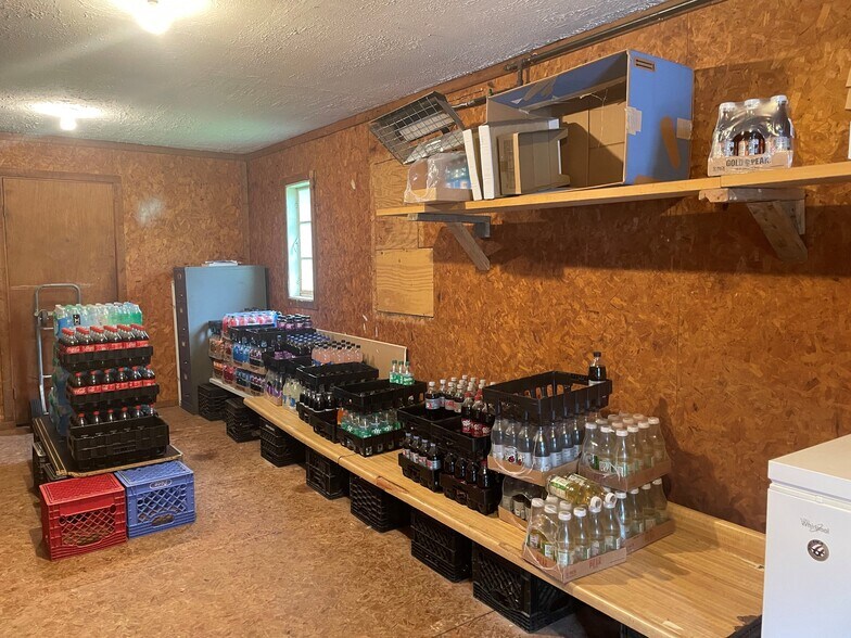 More Photos Of 4166 U.S. 40 hwy, Claysville Restaurant For Sale