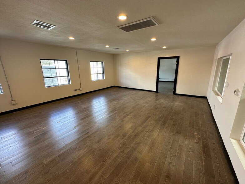 More Photos Of 4116 W Jefferson Blvd, Los Angeles Industrial For Lease