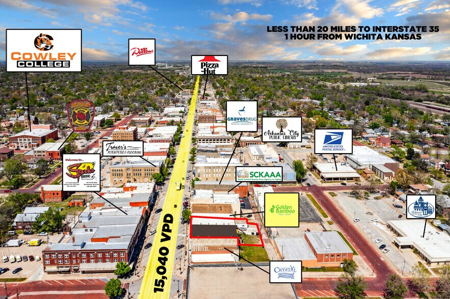 More Photos Of 318 S Summit St, Arkansas City Storefront Retail Office For Sale