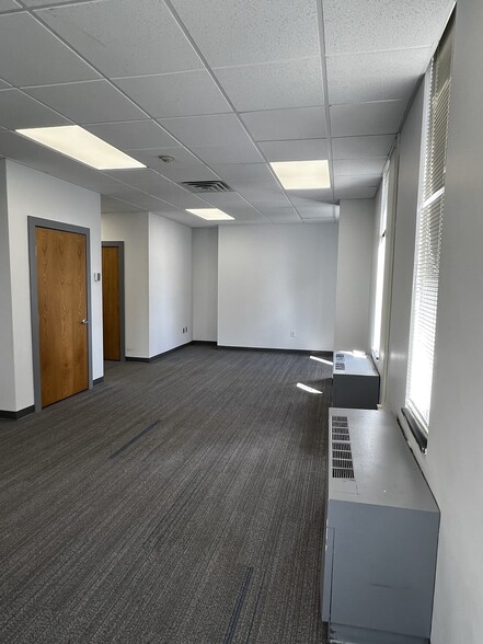 More Photos Of 499 S Warren St, Syracuse Medical For Lease