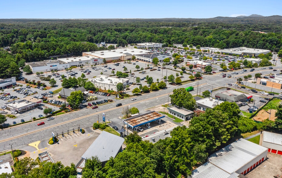 More Photos Of 1300 Johnson Ferry Rd, Marietta Unknown For Lease