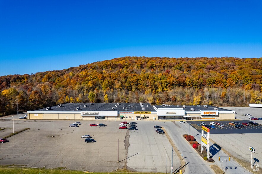 Primary Photo Of 697 Allegheny Blvd, Franklin Unknown For Lease