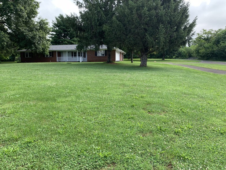 More Photos Of 9215 Baltimore National Pike, Middletown Specialty For Sale