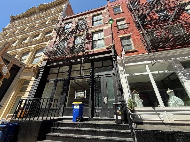 More Photos Of 39 Wooster St, New York Office For Lease