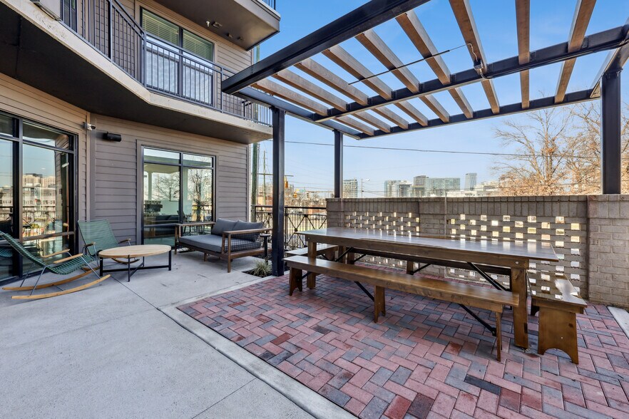 More Photos Of 1021 South St, Nashville Apartments For Lease