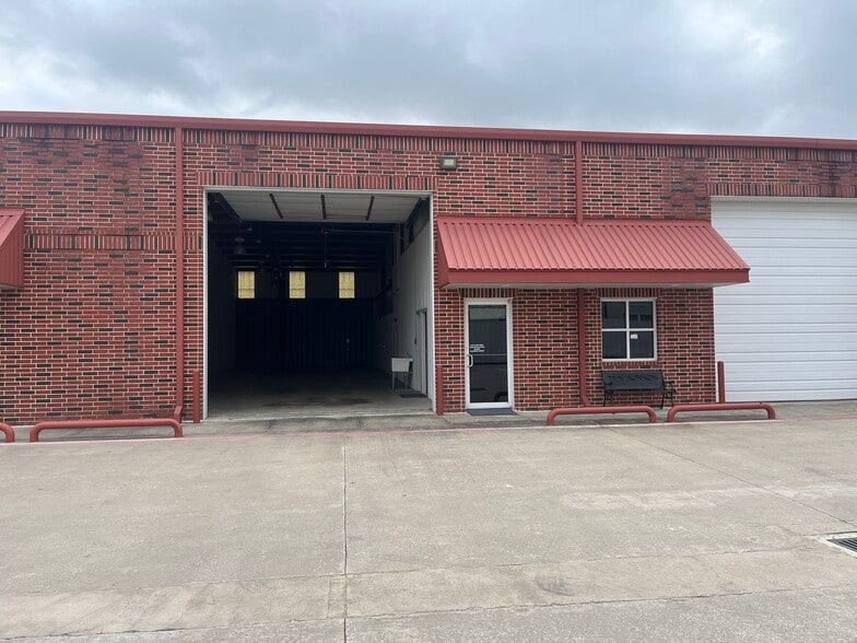 Primary Photo Of 12609 Haynes Rd, Houston Warehouse For Lease