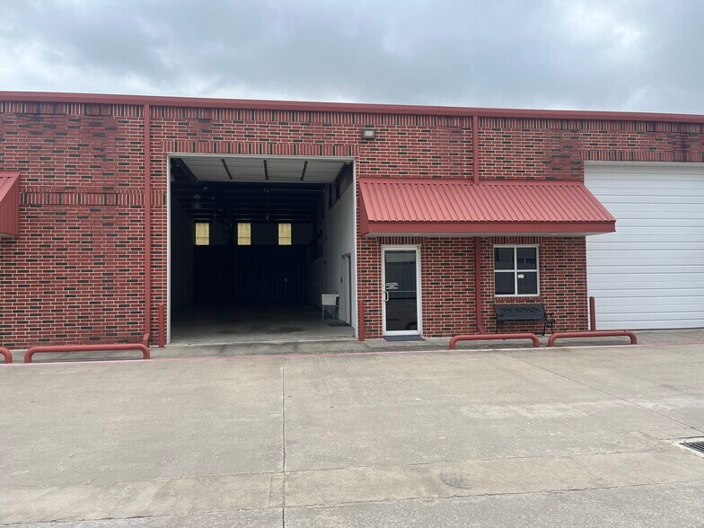 Primary Photo Of 12609 Haynes Rd, Houston Warehouse For Lease
