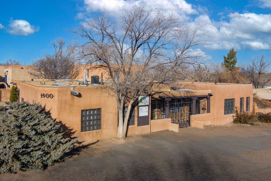 Primary Photo Of 1400 Maclovia Ln, Santa Fe Office Residential For Sale