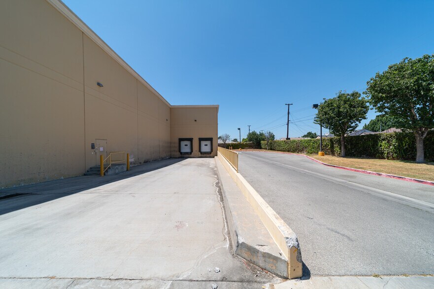 More Photos Of 11729 Imperial Hwy, Norwalk Freestanding For Sale