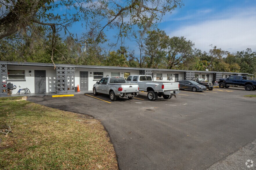 More Photos Of 5931 N Rome Ave, Tampa Apartments For Sale