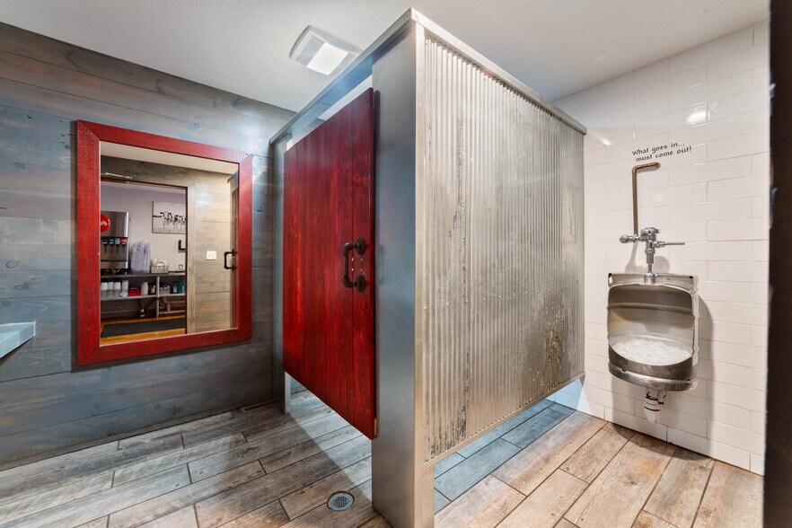 More Photos Of 10688 S Us-53, Solon Springs Restaurant For Sale