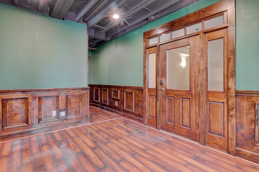 More Photos Of 1200 W Magnolia Ave, Fort Worth Office For Lease
