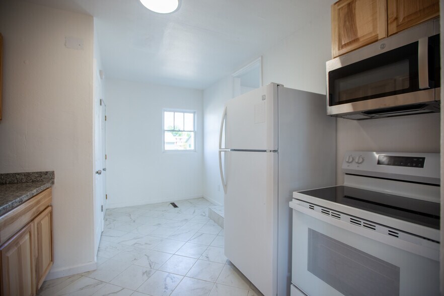 More Photos Of 235 W Idaho Ave, Ontario Office Residential For Sale