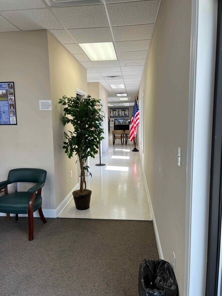 More Photos Of 289 Corporate Dr, Lumberton Office For Lease