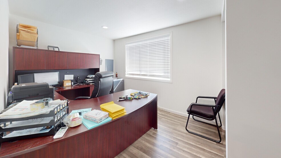 More Photos Of 516 S 1st Ave, Hillsboro Service For Lease