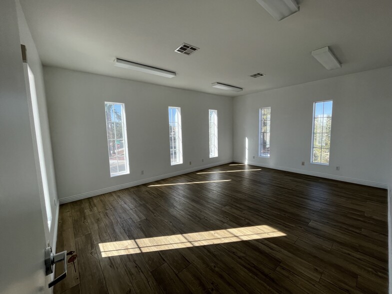More Photos Of 6150 Transverse Dr, Las Vegas Office For Sale