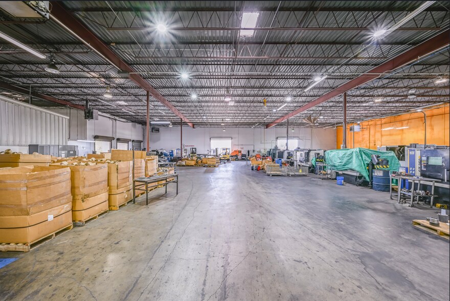 More Photos Of 728 111th St, Arlington Warehouse For Lease