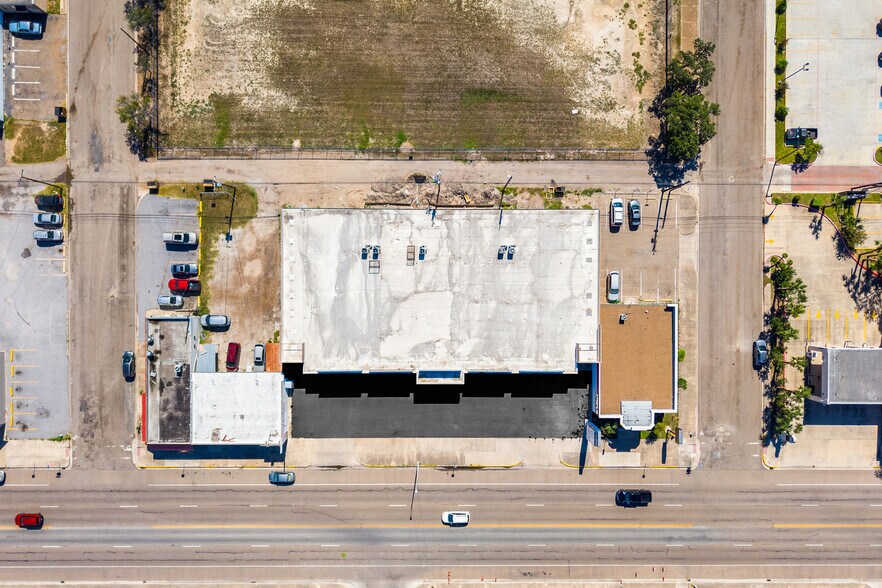 More Photos Of 410 E University Dr, Edinburg General Retail For Lease