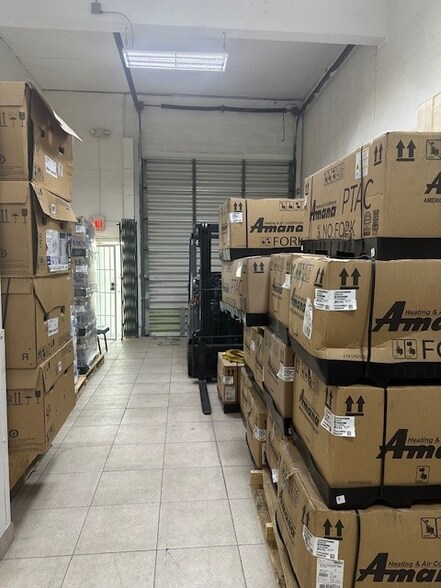 More Photos Of 16115-16155 SW 117th Ave, Miami Light Distribution For Sale