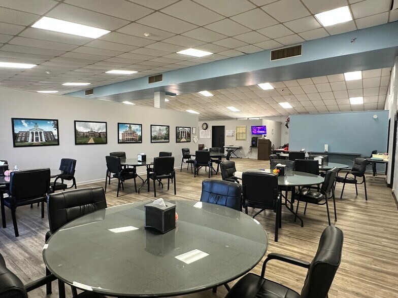 More Photos Of 504 Martin Luther King Jr Dr, Greensboro Daycare Center For Sale