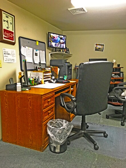 More Photos Of 1311 Adams Ave, La Grande Sports And Entertainment For Sale