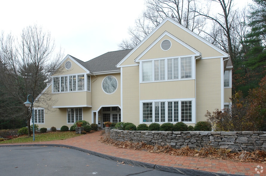 More Photos Of 573 Hopmeadow St, Simsbury Coworking Space