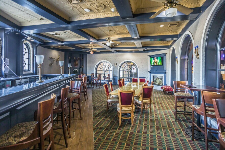 More Photos Of 1471 E Brooks Rd, Memphis Hotel For Sale