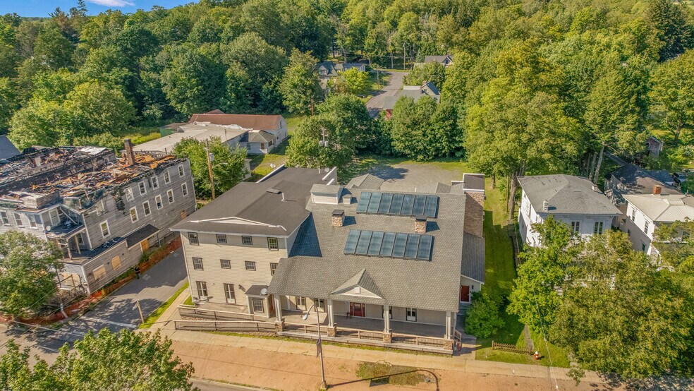 More Photos Of 56 Main St, Stamford Hotel For Sale