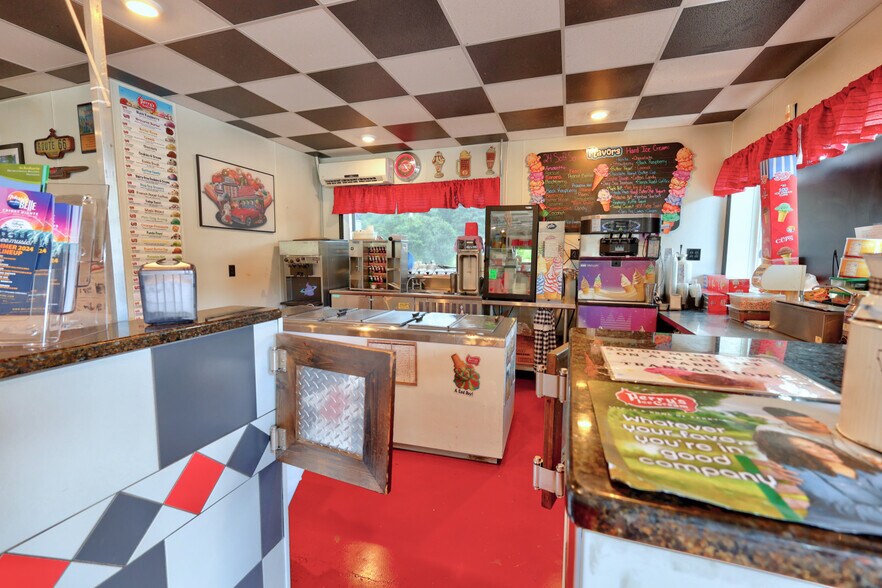 More Photos Of 36422 State Highway 23, Grand Gorge Restaurant For Sale