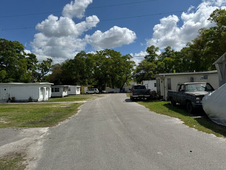 More Photos Of 710 S 50th St, Tampa Manufactured Housing Mobile Home Park For Sale