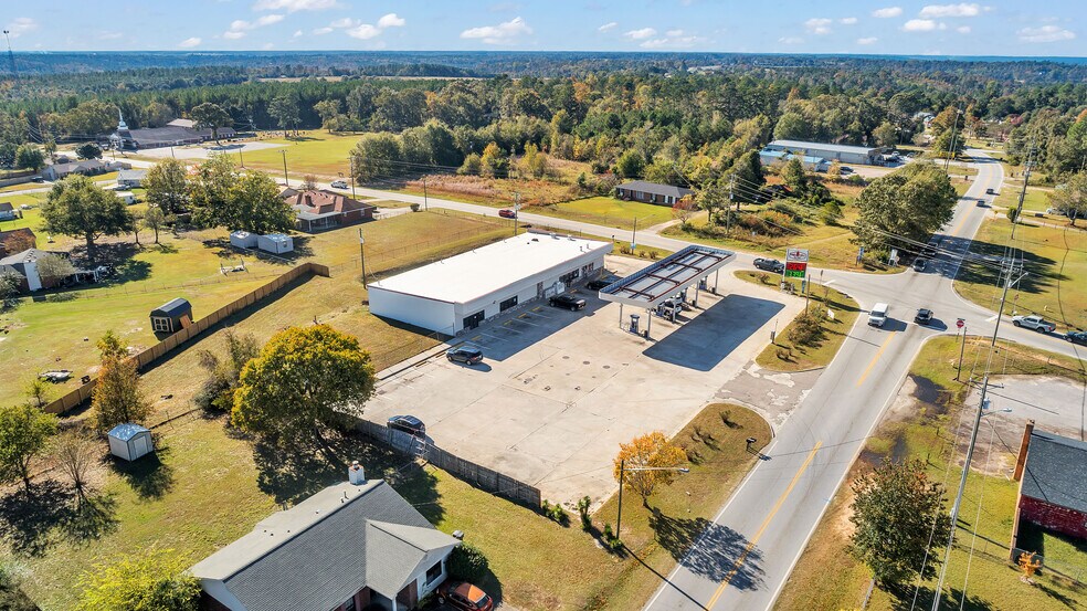 More Photos Of 1680 Brown Rd, Hephzibah Service Station For Lease