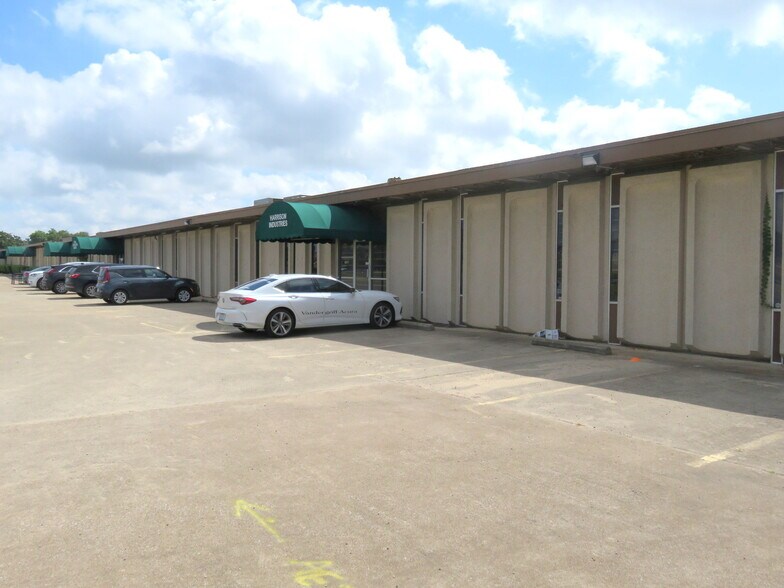 Primary Photo Of 3955 E Loop 820 S, Fort Worth Industrial For Sale
