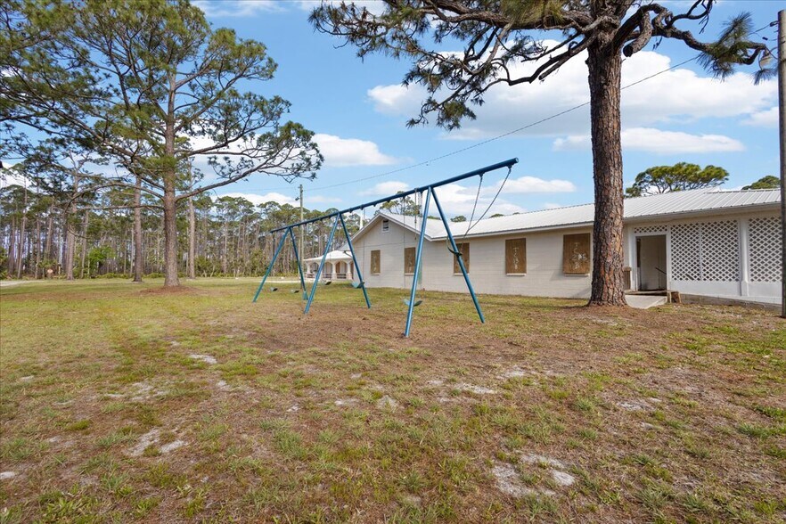 More Photos Of 21070 Beach Rd, Perry Specialty For Sale