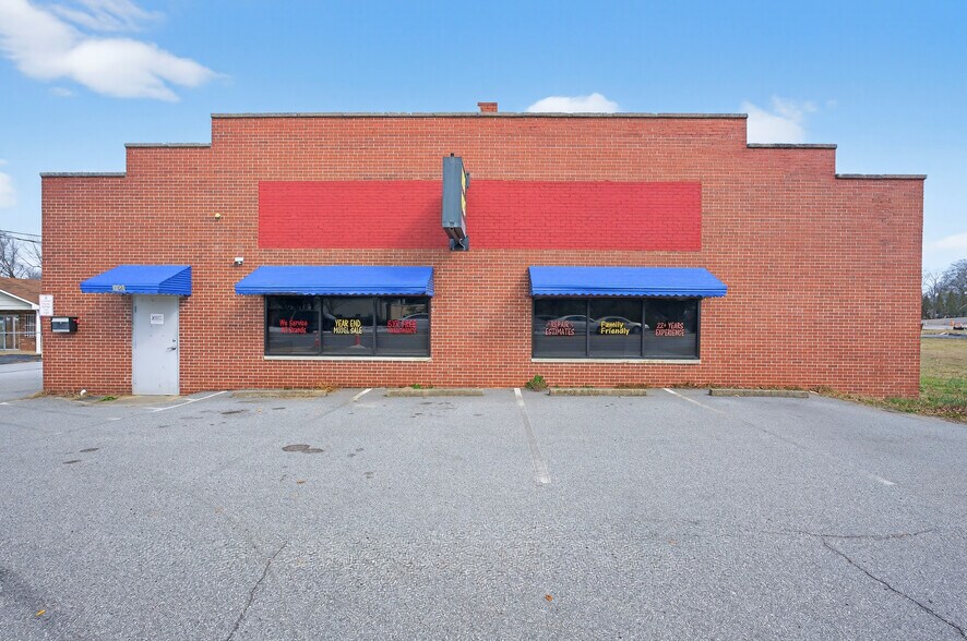 More Photos Of 1321 Union St, Spartanburg Freestanding For Lease