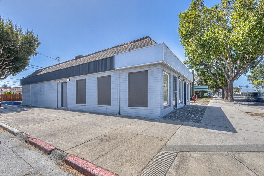 More Photos Of 729 S Main St, Salinas Office For Sale
