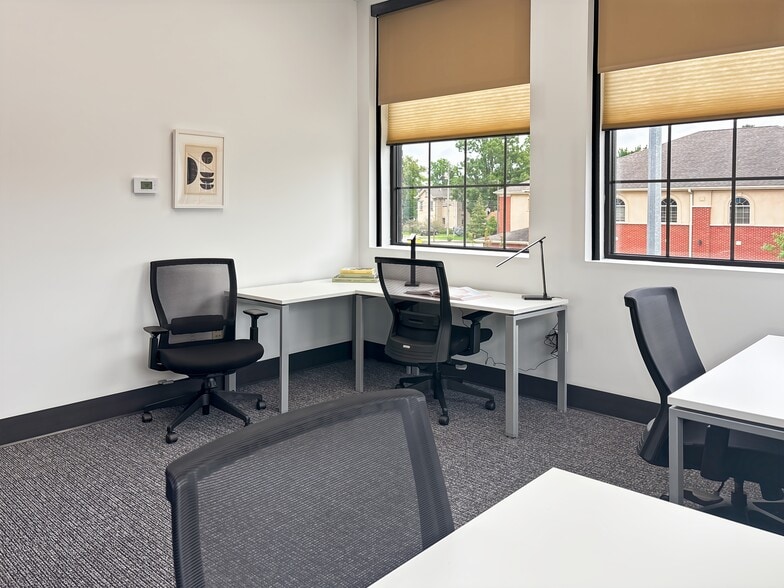 More Photos Of 428 S Monroe St, Monroe Coworking Space