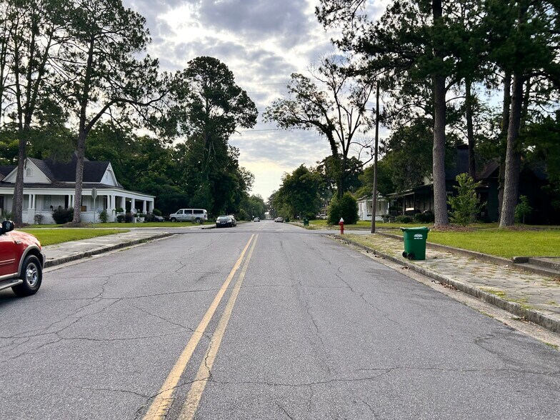 More Photos Of 511 E 13th Ave, Cordele Specialty For Sale