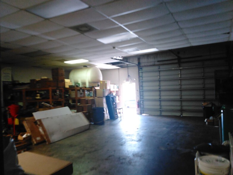 More Photos Of 1501 NW 1st Ct, Boca Raton Light Distribution For Lease