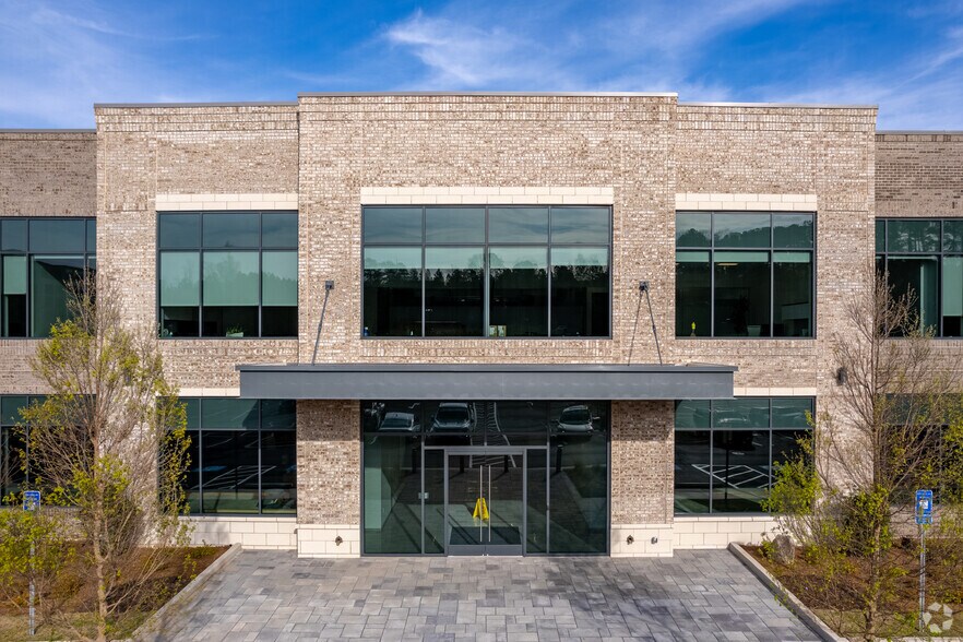 More Photos Of 3050 Northwinds Pky, Alpharetta Office For Lease