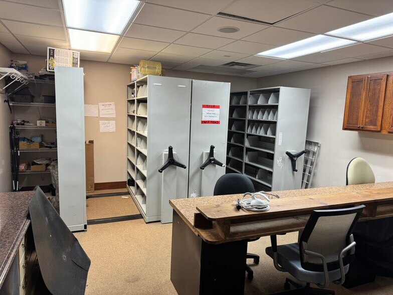 More Photos Of 2400 Hooks St, Clermont Medical For Lease