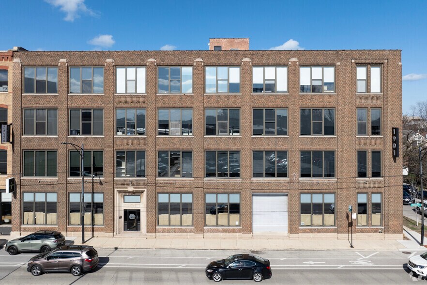 More Photos Of 1901 N Clybourn Ave, Chicago Loft Creative Space For Lease