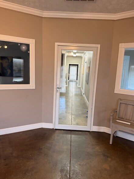 More Photos Of 130 Gralan Dr, Byron Office Residential For Sale