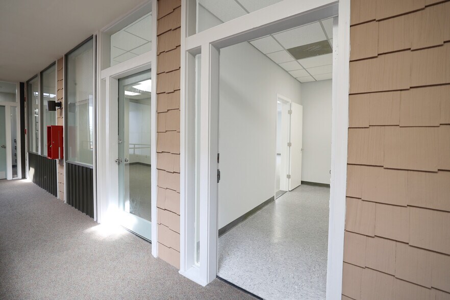 More Photos Of 3925 N I-10 Service Rd, Metairie Office For Lease