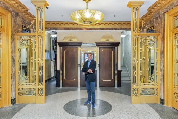 More Photos Of 307 W 79th St, New York Specialty For Sale